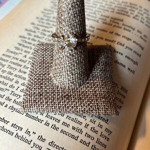 Gold Rhinestone Ring Sz 9